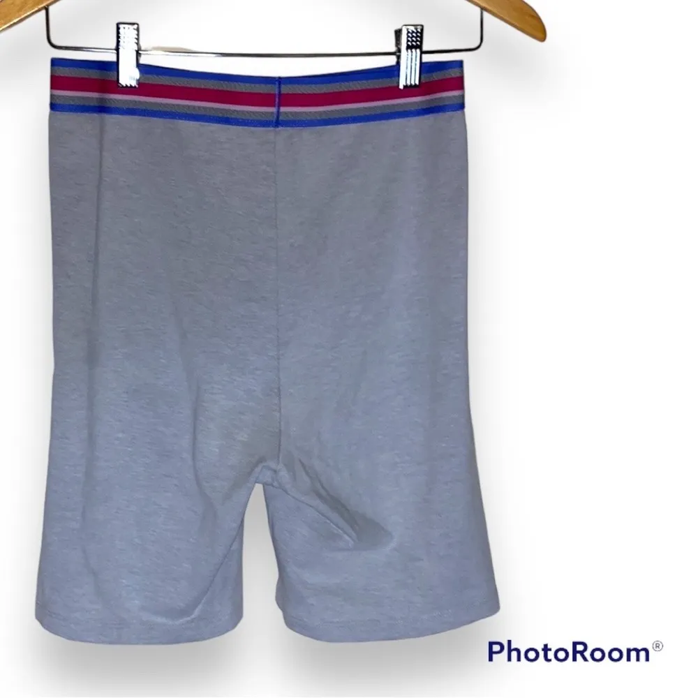 Champion pink & gray biker shorts - Image 2