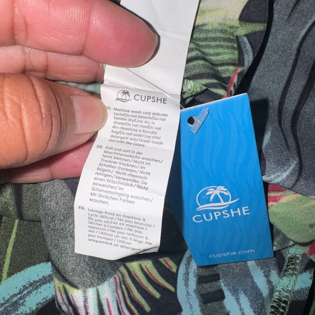 Cupshe Tropical Green Maxi Dress - Image 9