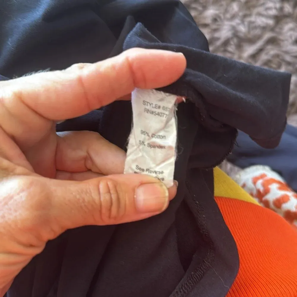 Cabi 657 Cowl Neck black Long Sleeve Ruched Sides Pullover size large - Image 6