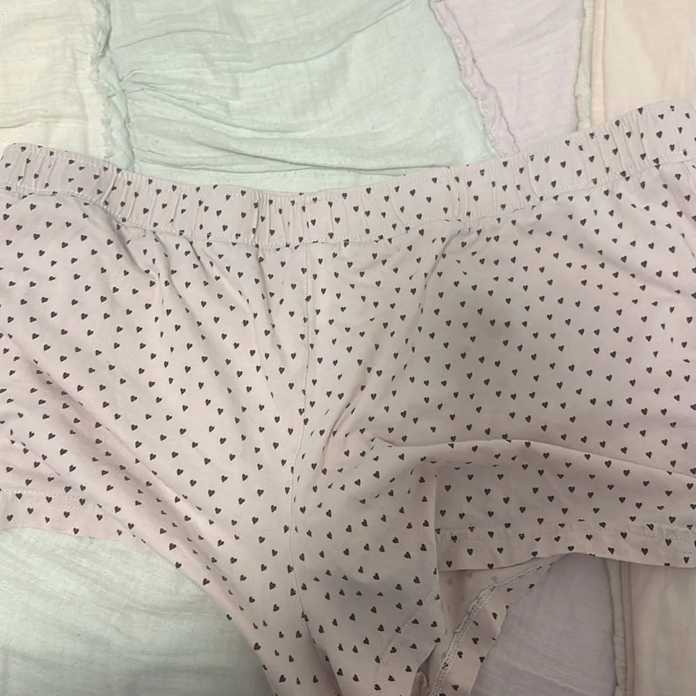 Calvin Klein sleep shorts with brown hearts - Image 4