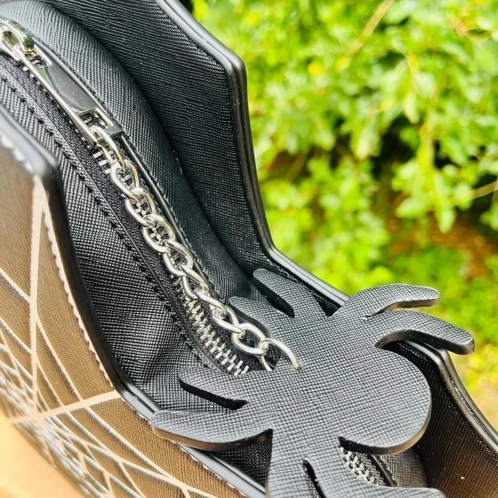Mad Engine Spiderweb Heart Crossbody Bag Halloween Statement Purse NWT Black - Image 5