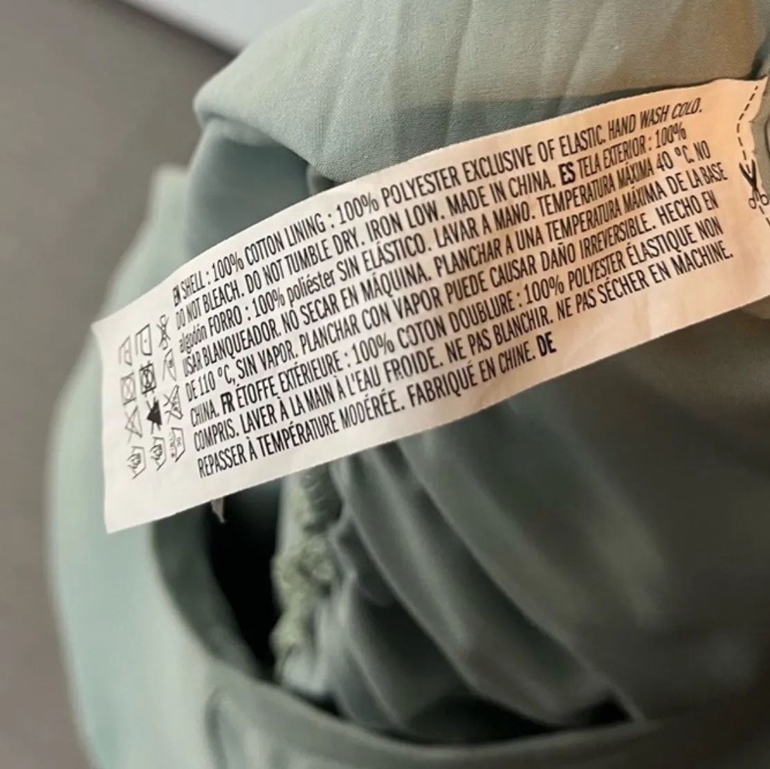 Los Angeles Loungewear Bubble Romper Sz M - Image 6