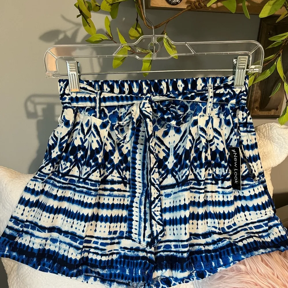 New Look Flowy Shorts Tie Belt Blue White Womens Medium Beach Bohemian Mom - Image 5