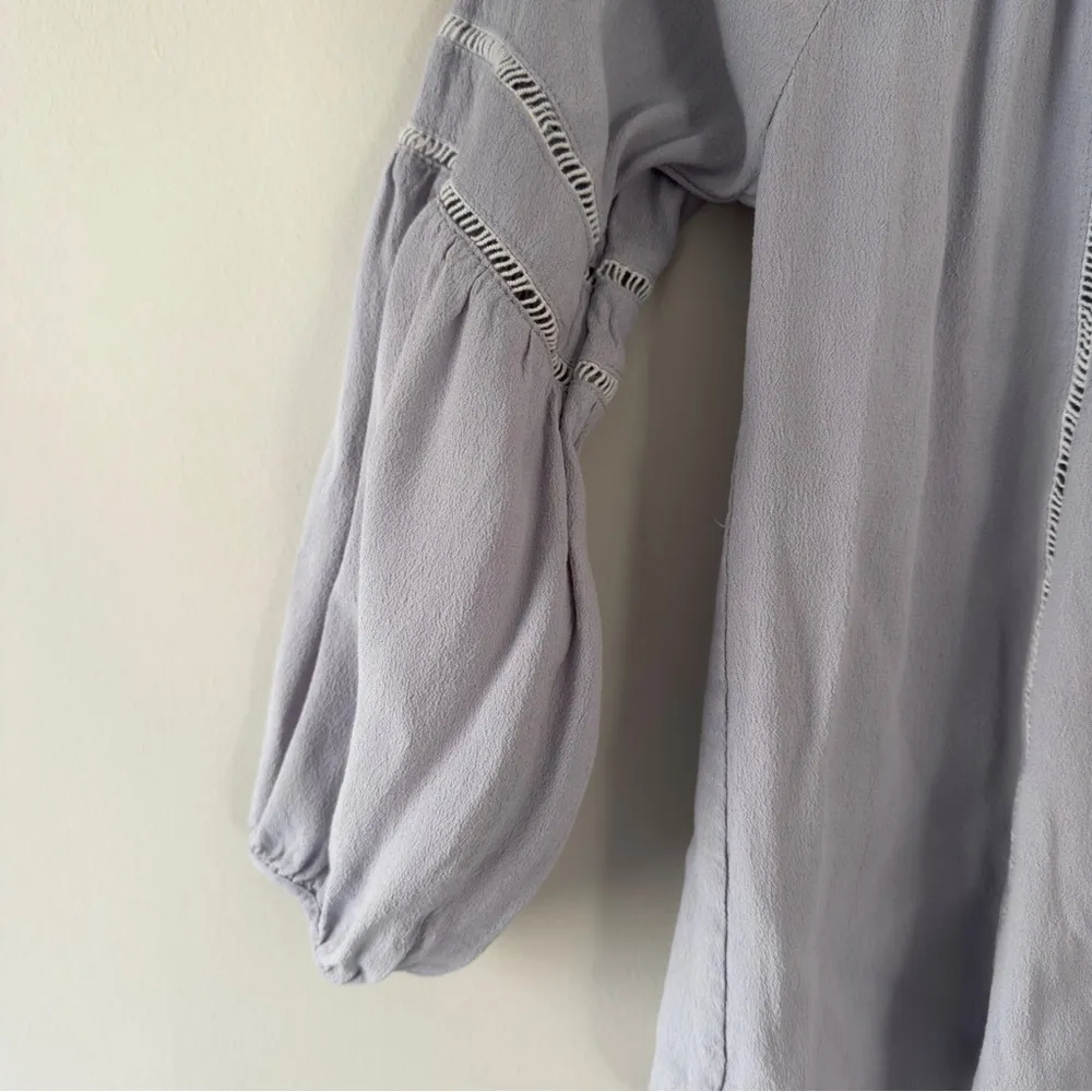 ASTR the Label cold shoulder peasant top Women's periwinkle Spaghetti Strap bow Gray Size XS - Image 4