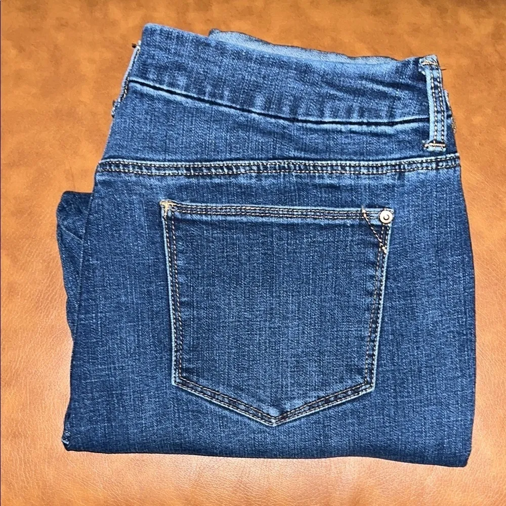 Chico’s So Slimming Girlfriend Ankle  Size 1.5 - Image 3