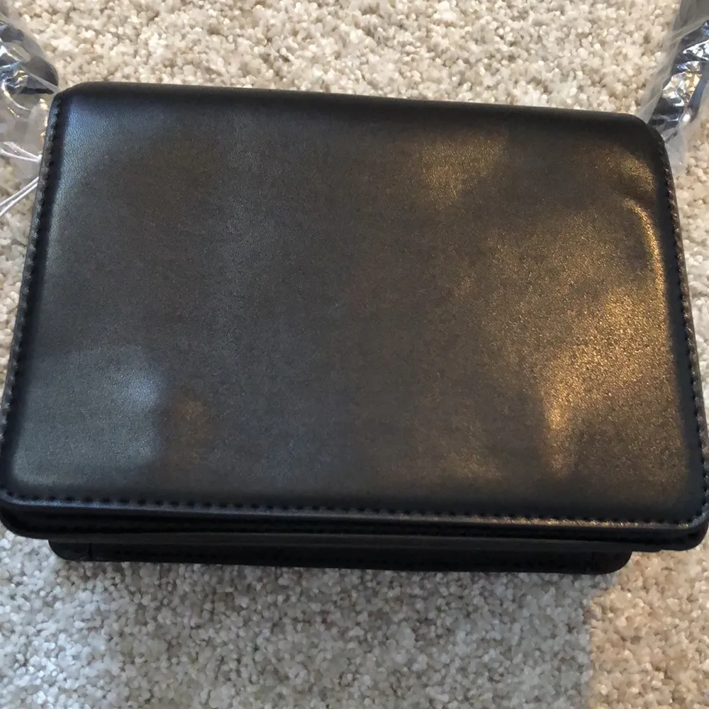 Forever21 crossbody camera bag - Image 4