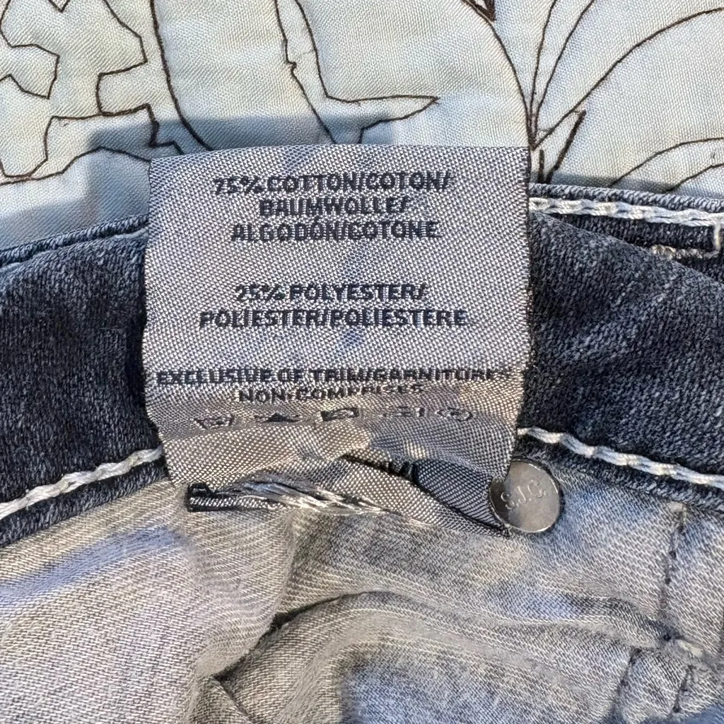 SILVER NATSUKI Medium Wash Boot Cut Jeans. Size 28/33 - Image 9