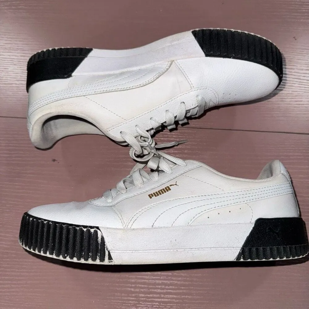 Puma  Carina Sneaker Size 9 - Image 5
