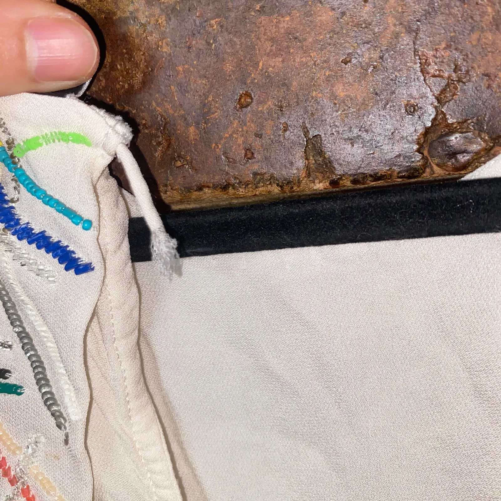 Trina Turk Cream Beaded Auden Popover Peek-A-Boo Blouse Women's Size Large - Image 6