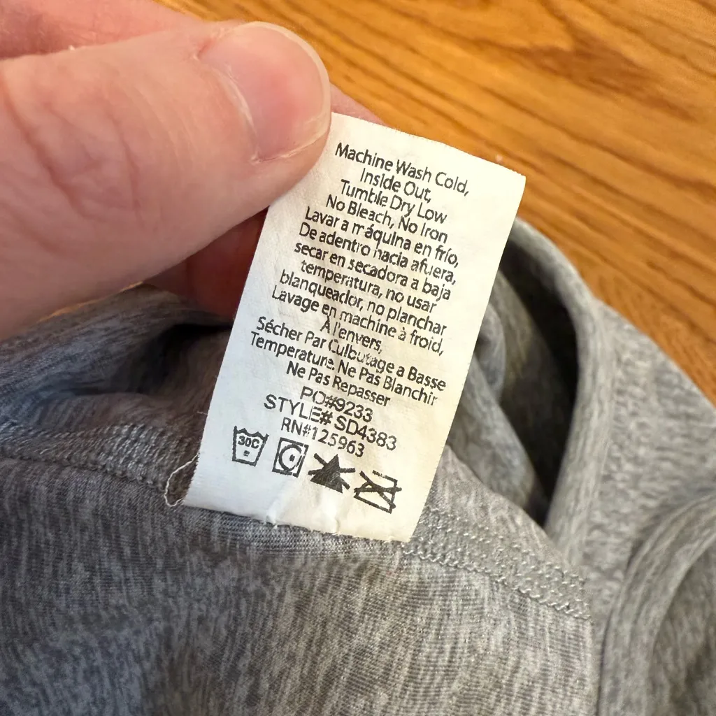 BEYOND YOGA Women’s Sports Bra Spacedye Studio Sports Tank Grey Size Small - Image 10