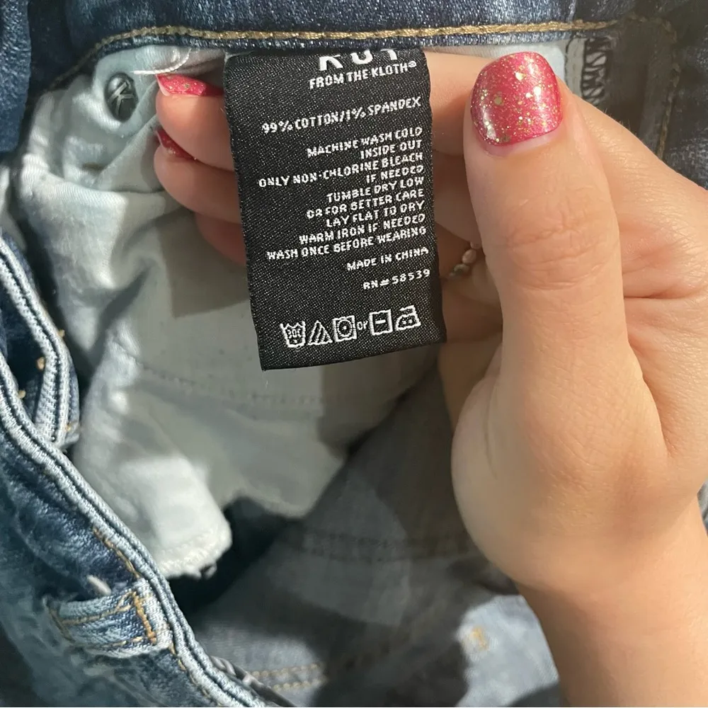 Kut From The Kloth Catherine Boyfriend Crop Jeans Distressed Women’s Size 8 - Image 9