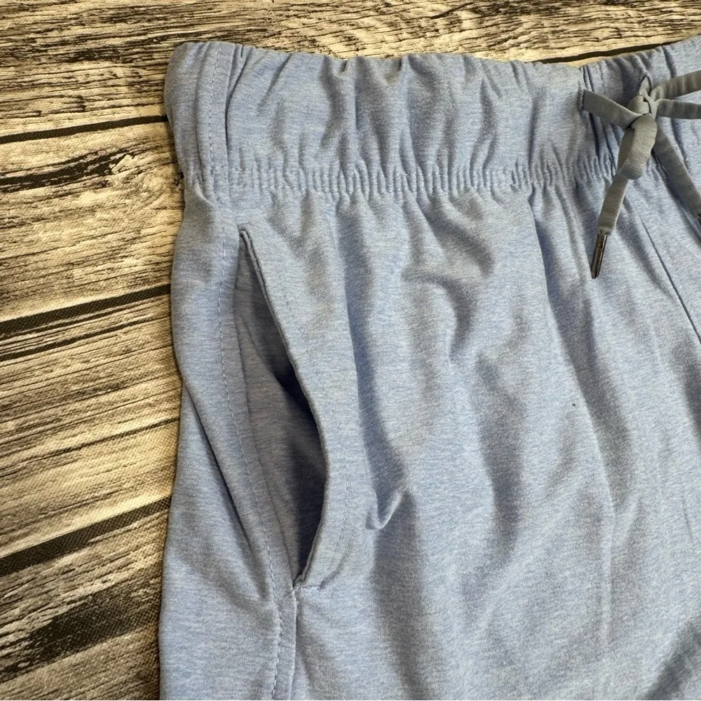 Athletic Works Women's Gym Sweat Shorts Light Blue M Med Medium 8 10 Stretchy - Image 3