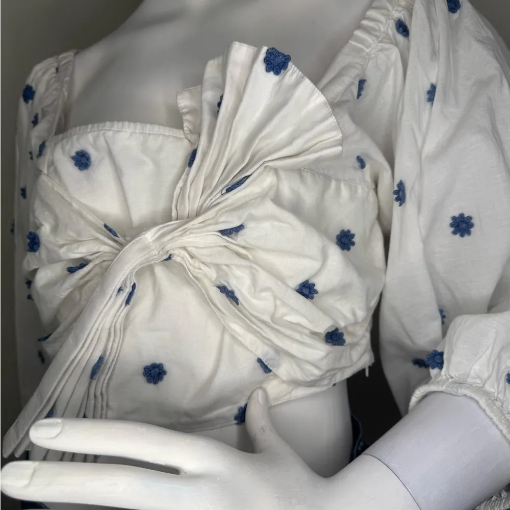 Farm Rio White and Blue Floral Women's Top - Image 8