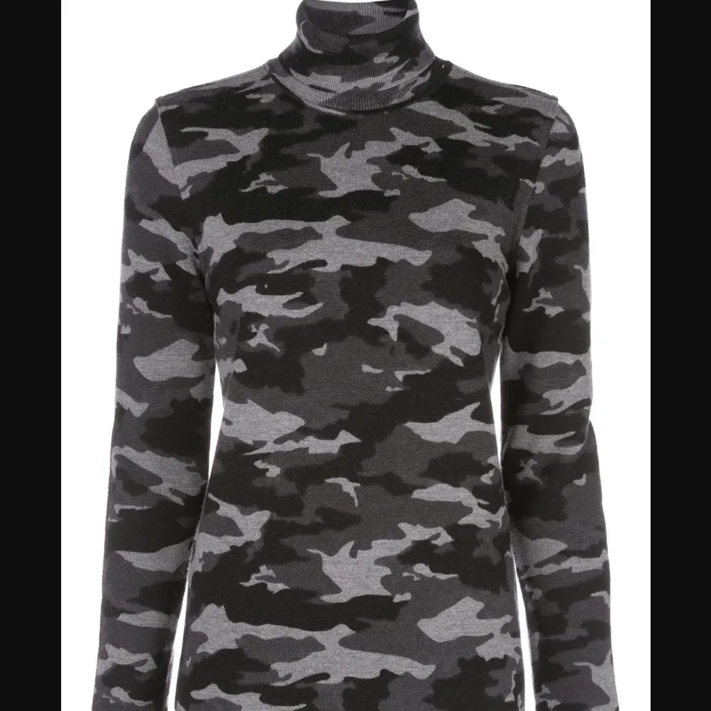 Aztech Mountain Matterhorn Turtleneck Sweater Size 1 Small 100% Wool Black Camo Gray - Image 4