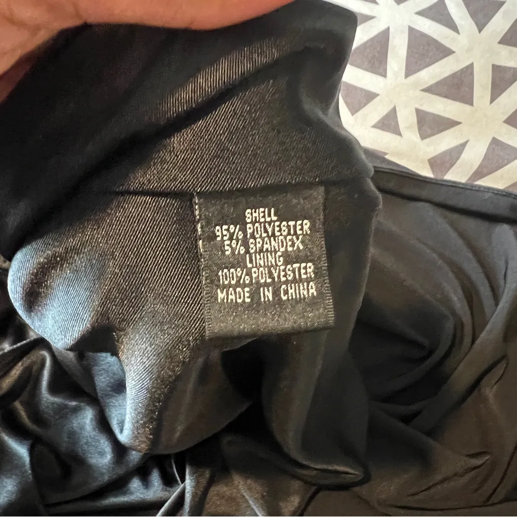 Adrianna Papell Boutique Elegant Satin Black Beaded One-Shoulder Babydoll Dress‎ - Image 11