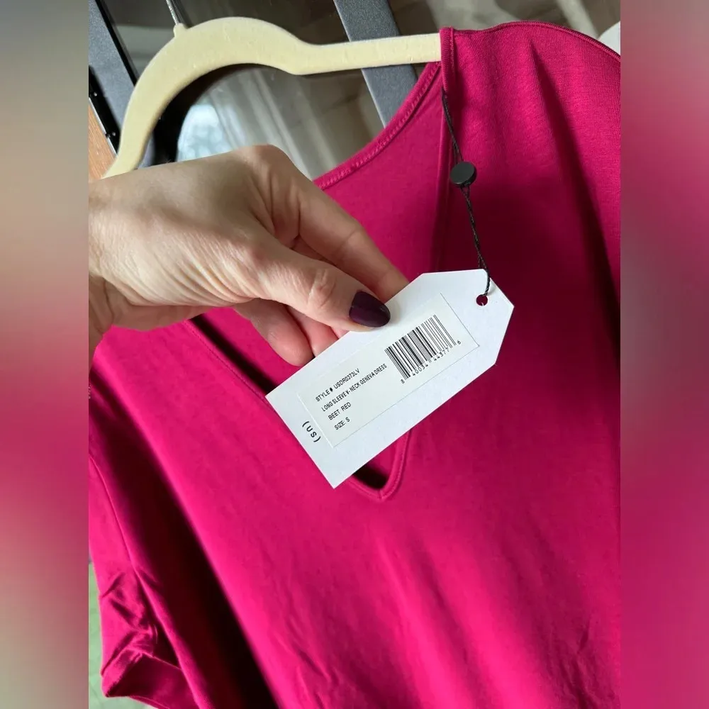 Universal Standard Iconic Long Sleeve V-Neck Geneva Dress plus curve pima midi - Image 5