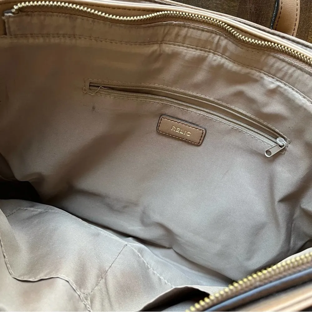 Relic Tan Tote Bag - Image 5