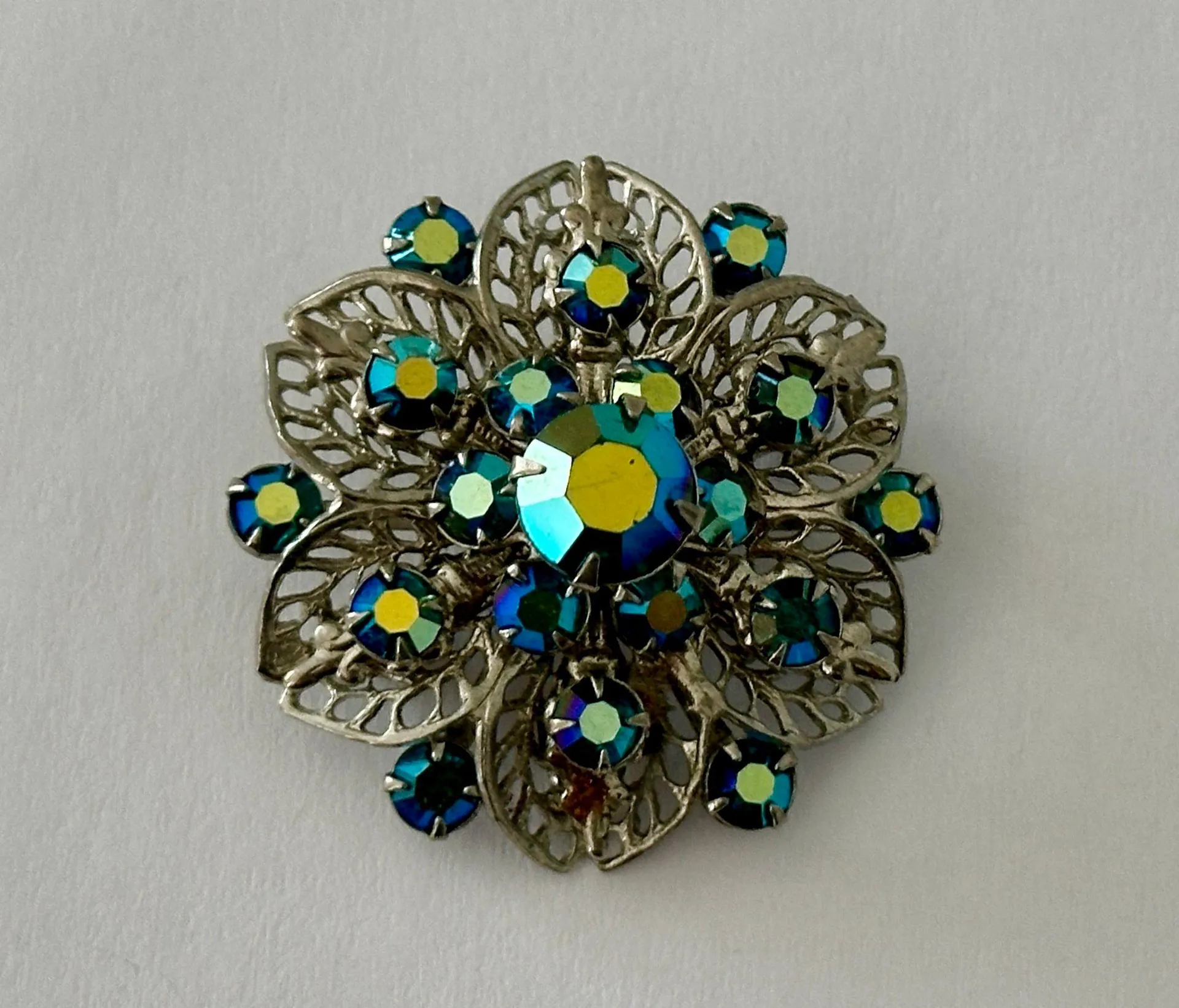 Stunning Vintage Brooch Filigree Silver Tone Metal W AB Finish Blue Rhinestones - Image 4