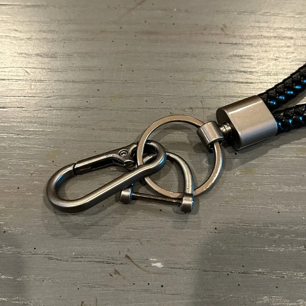 NWOT Faux Leather Braided Rope Keychain Black - Image 5