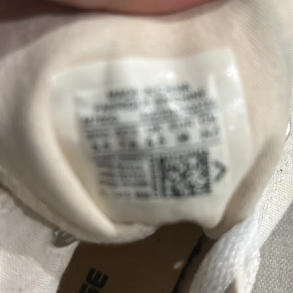 Chuck Taylor All Star Converse - Image 8