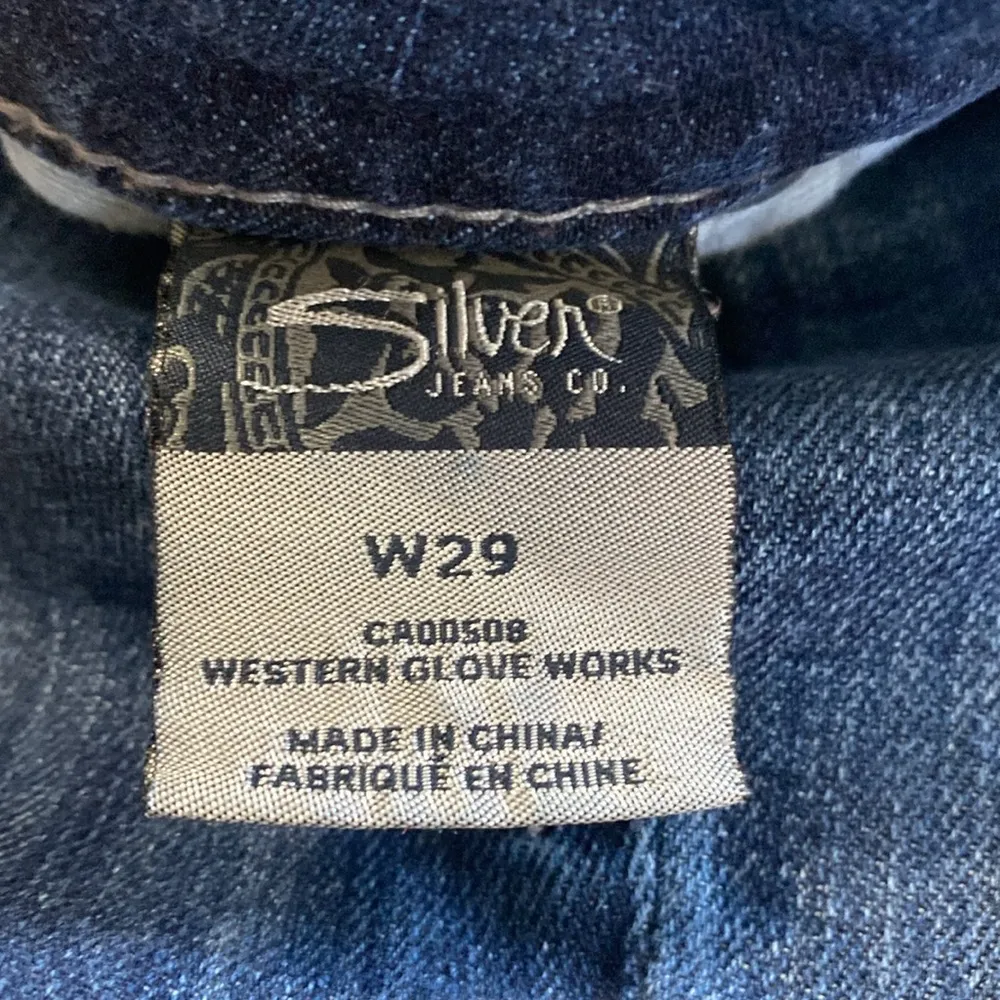 Silver Jeans  Suki Flap Capri 29 - Image 7