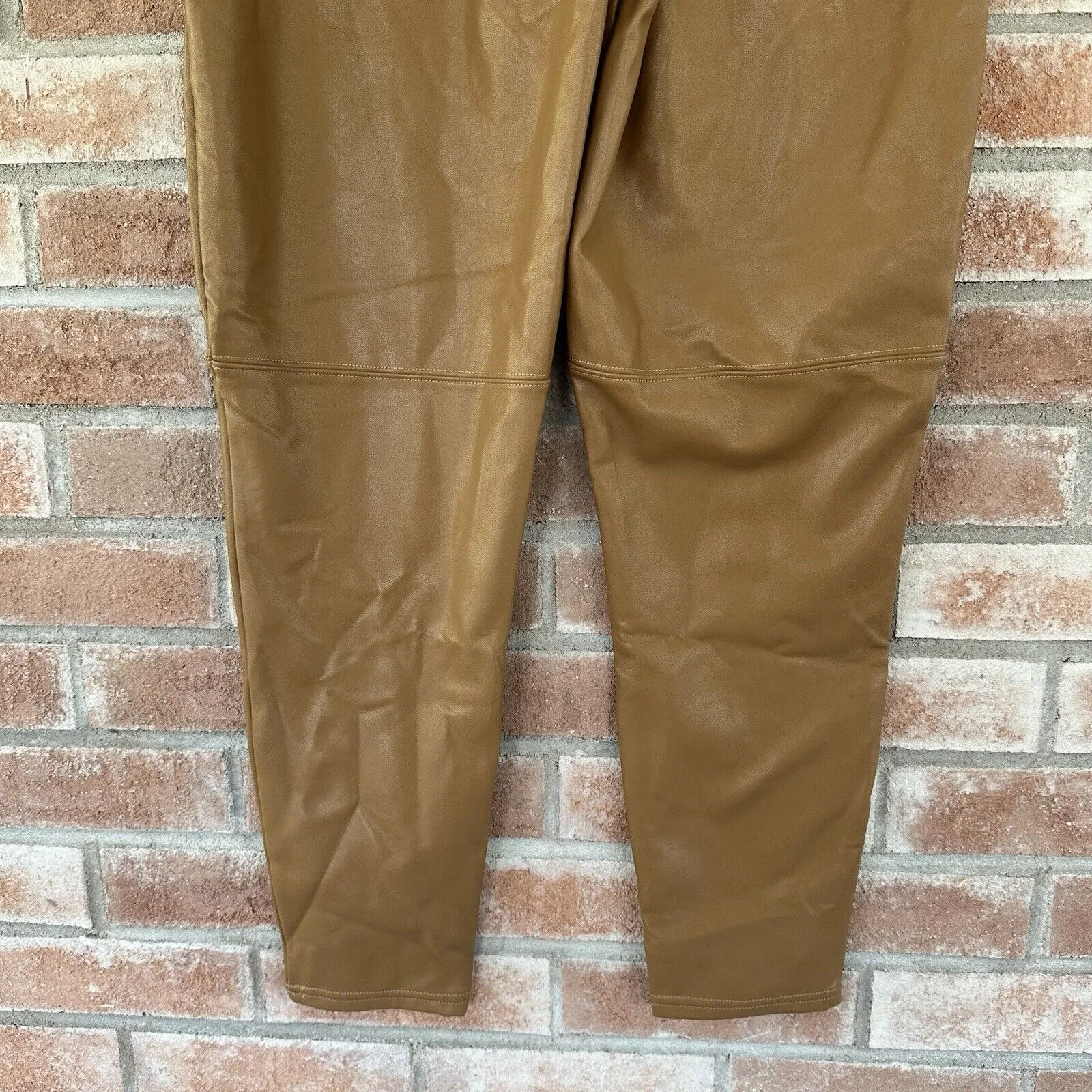 NWT Abercrombie & Fitch Vegan Leather High Rise Side Zip Skinny Pants Large Tan - Image 5