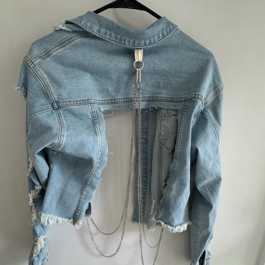Distressed Denim Jacket with Chains Blue - Image 6