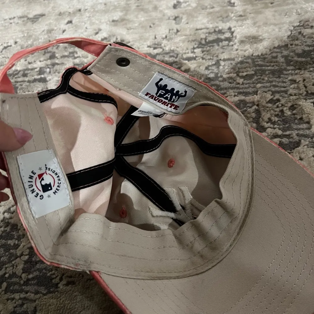 Fan Favorite New York Yankees Pink Camo Baseball Cap - Image 6