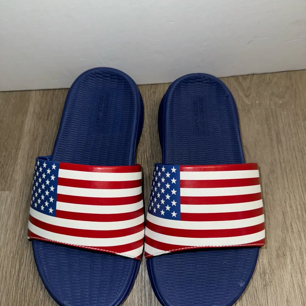 Skechers Goga Mat Flag Design Slides USA size 5. New w/o tags. Few‎ scratches - Image 2