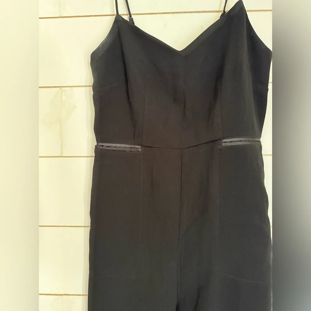 Anthropologie Maeve Magdalena Black V-Neck Jumpsuit size 4 - Image 4