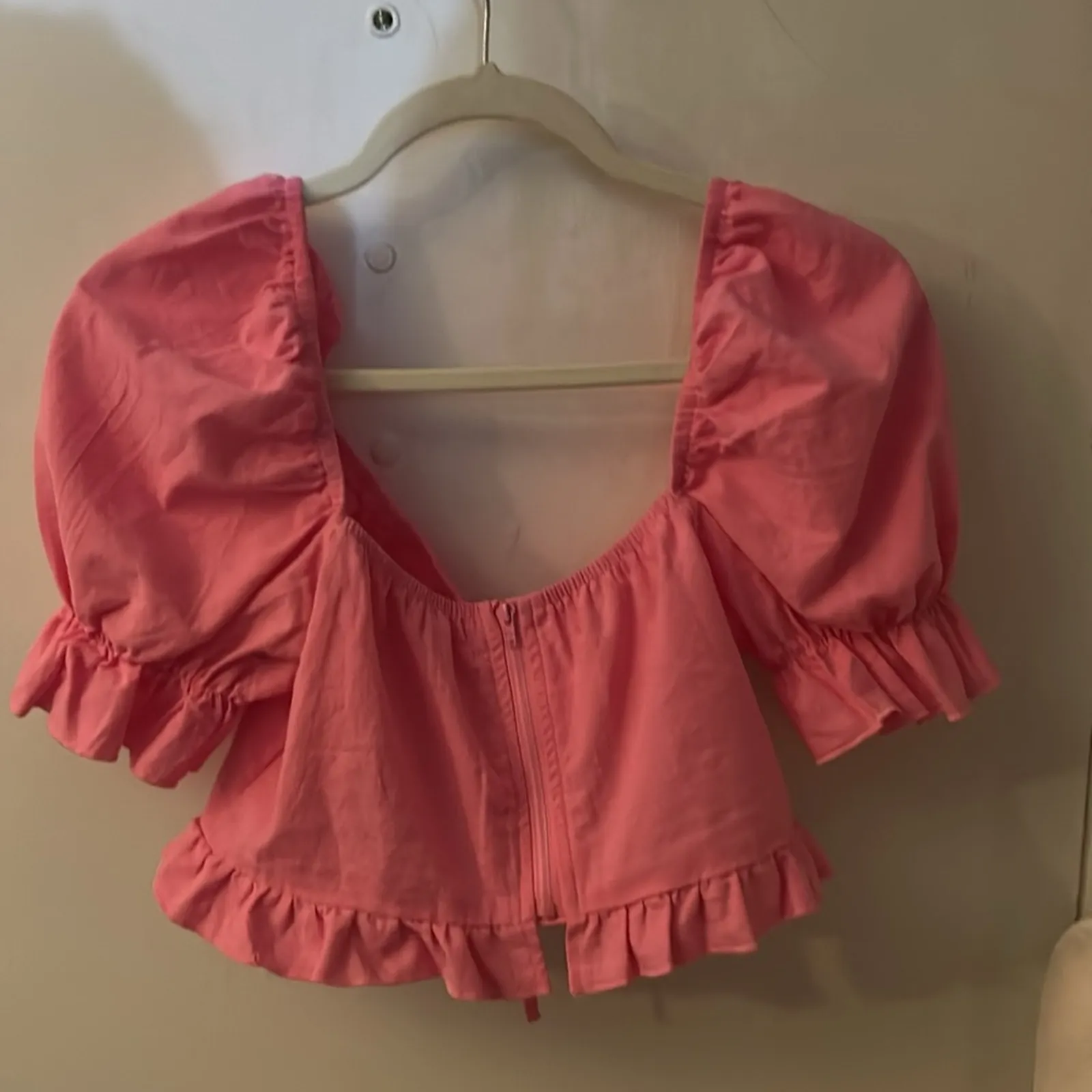 SHEIN Sweetheart Cut Out Tie Front Ruffle Trim Crop Top Barbie Core S Bubblegum - Image 4