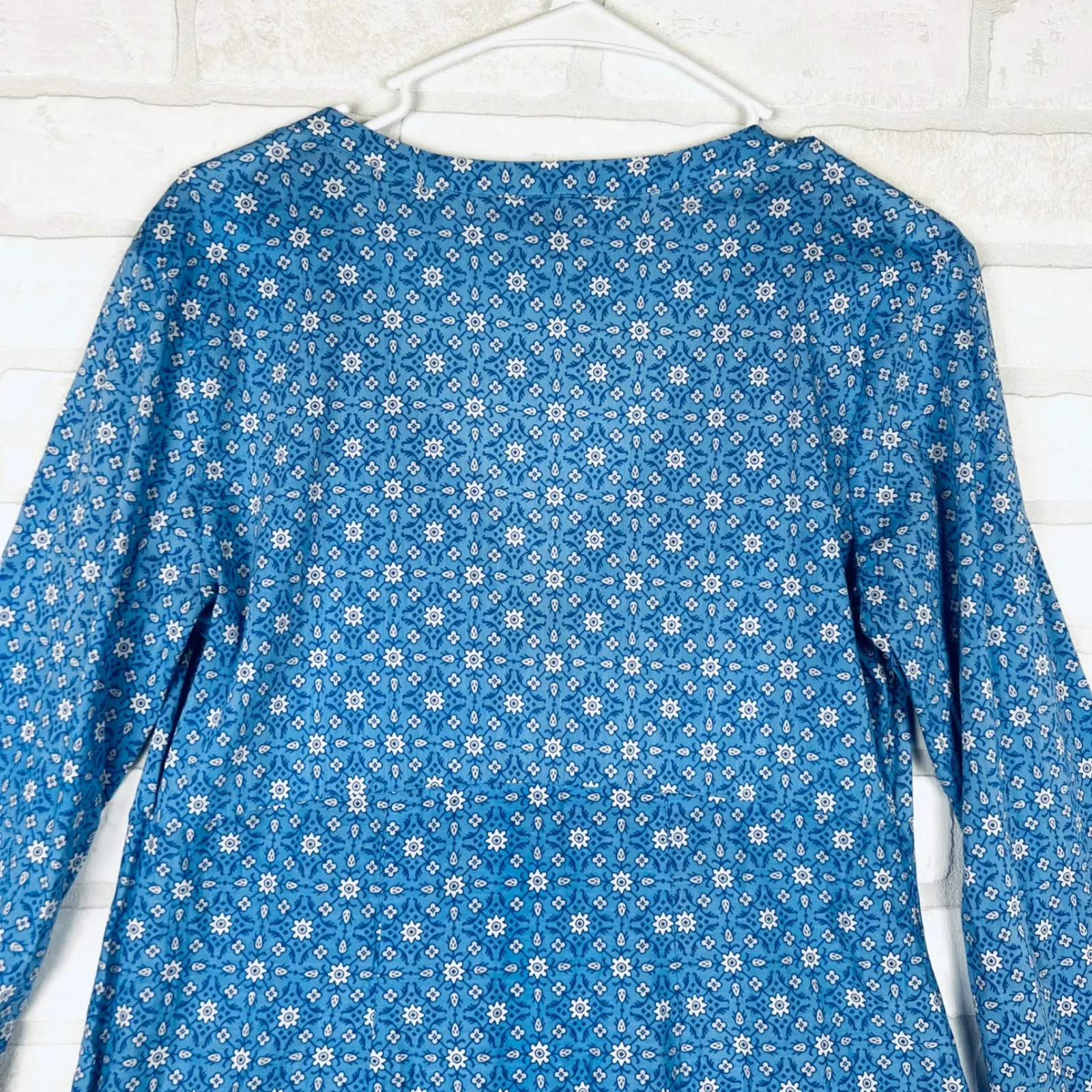 Athleta Blue Print Tunic Top‎ Long Sleeve V Neck Swim Cover Up Womens Medium - Image 10