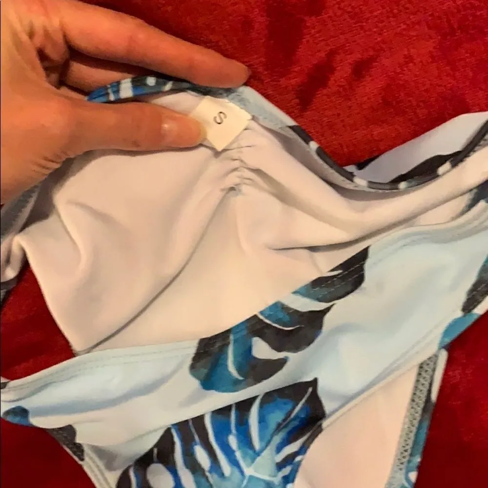 BLUE HAWAIIAN HAUTE SWIMWEAR BIKINI size SMALL - Image 4