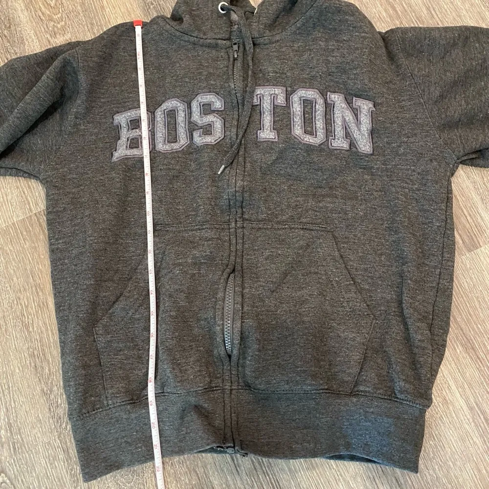 Boston travel destination graphic hoodie full zip sweatshirt gray Small - Image 7