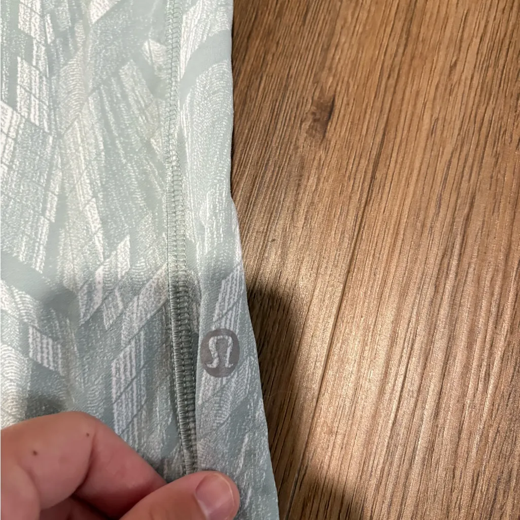 Lululemon Athletica Swift Speed Tight Gray Patterned Leggings - Image 5