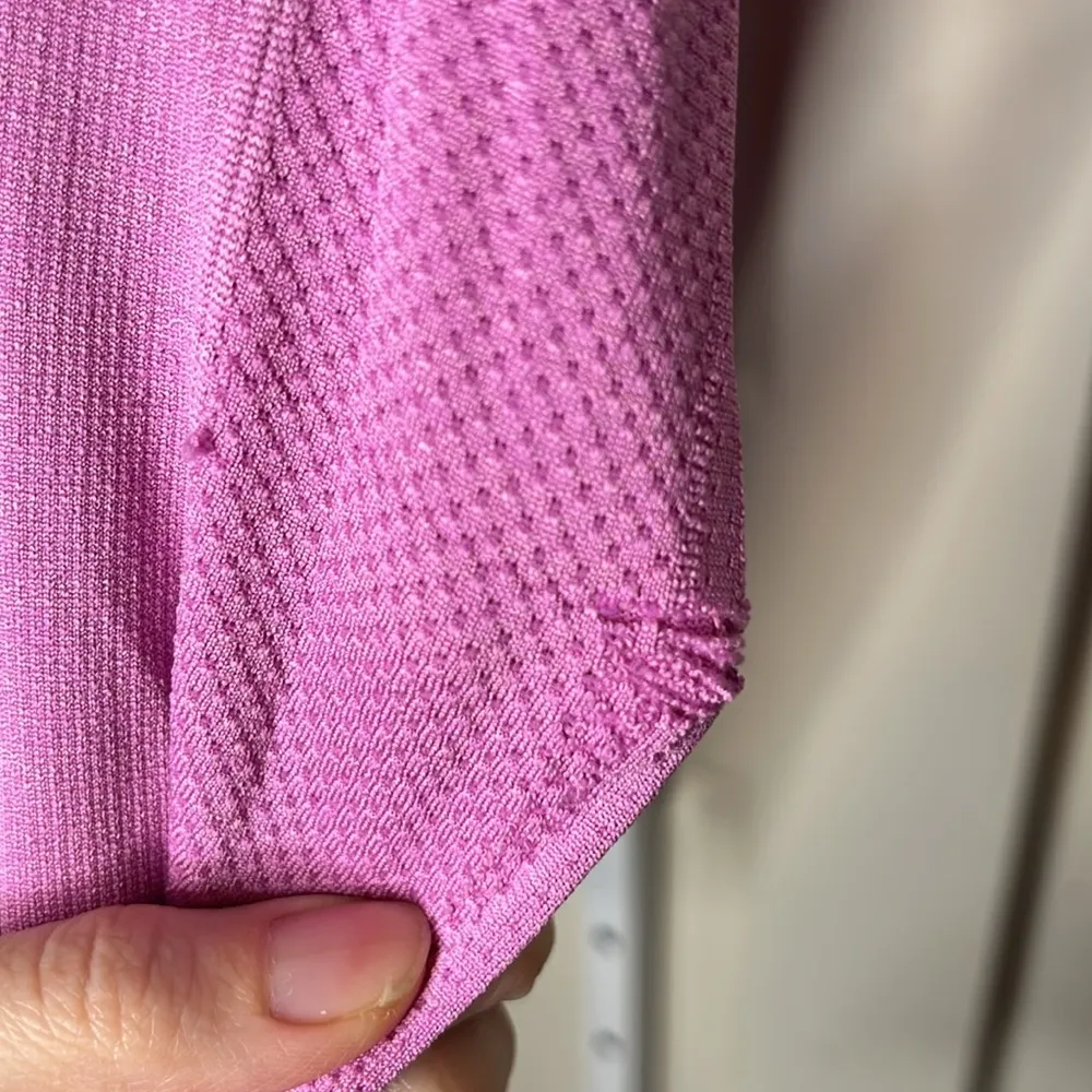 Lululemon Run: Swiftly Tech Long Sleeve size 8 
Heathered Raspberry - Image 10