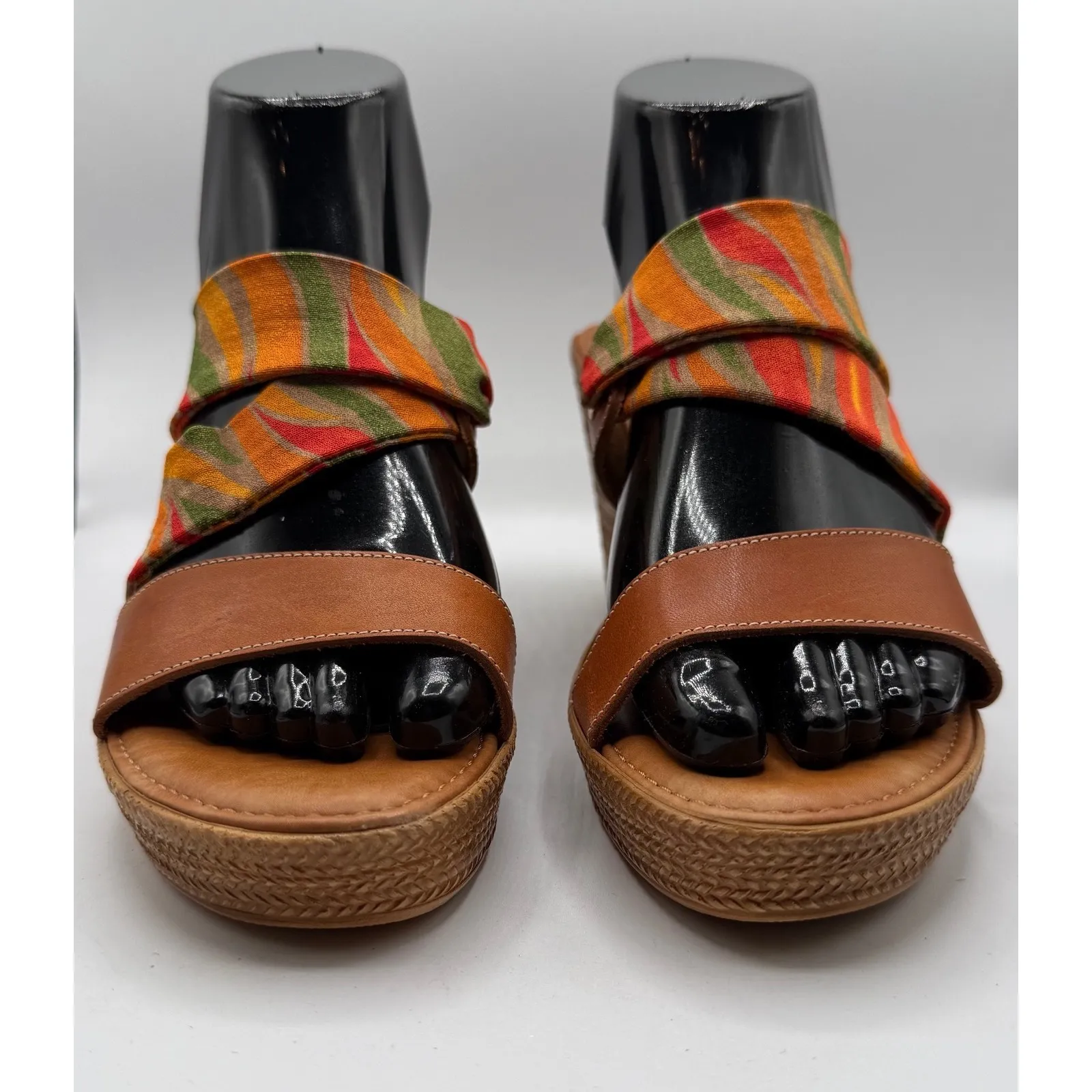 Italian Shoemaker Women 8.5 Multicolor Strap Slip On Wedge Heel Open Toe Sandals - Image 3