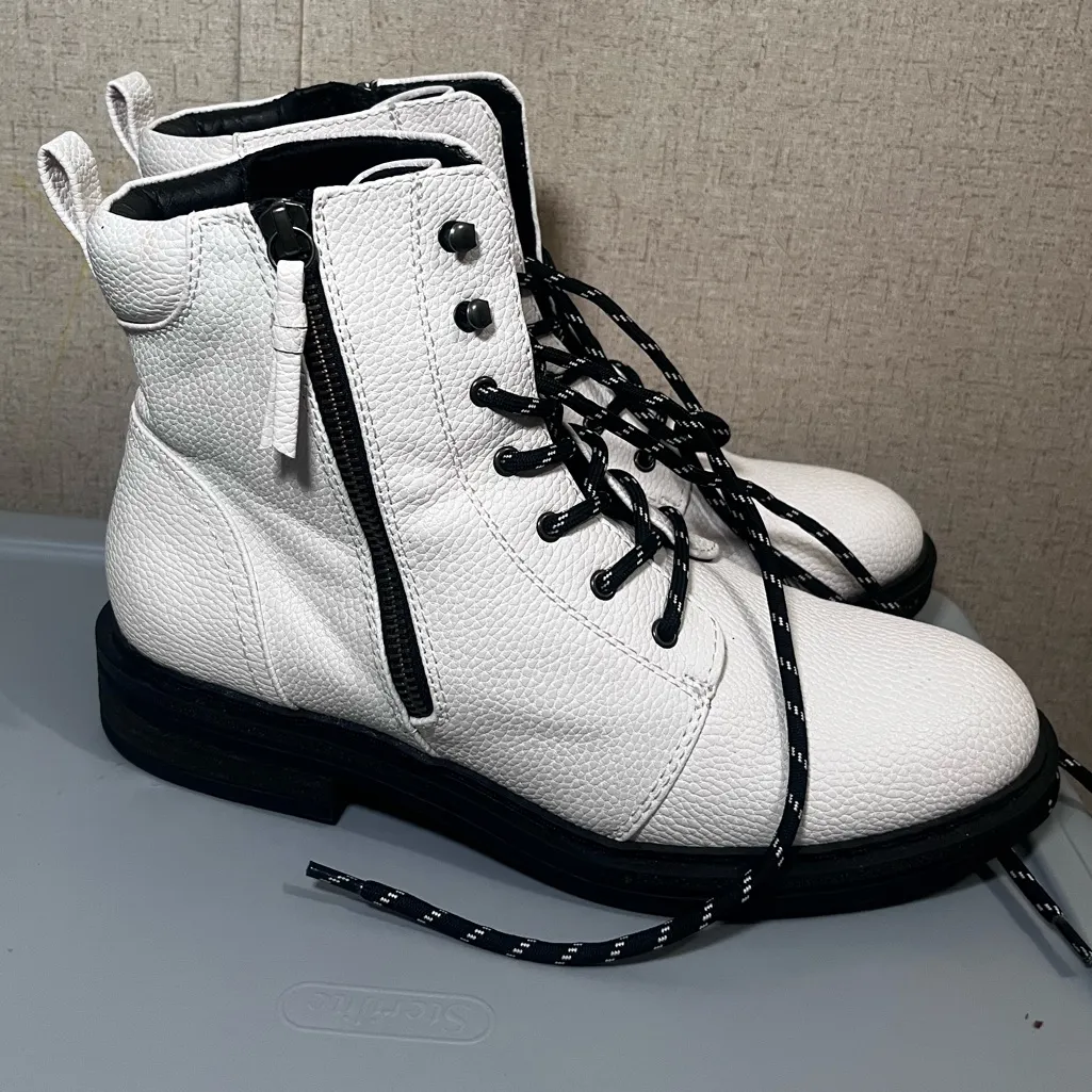 BareTraps Ivory Combat Boots with Black Accents - Image 2