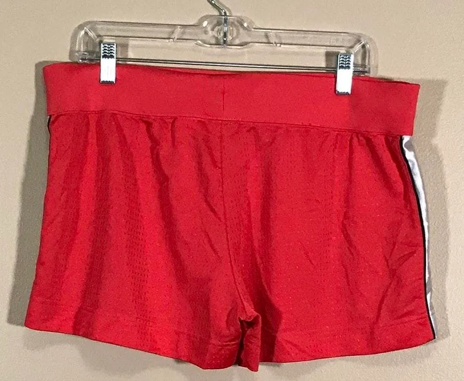 Nike Pink And White Mesh Shorts - Image 2