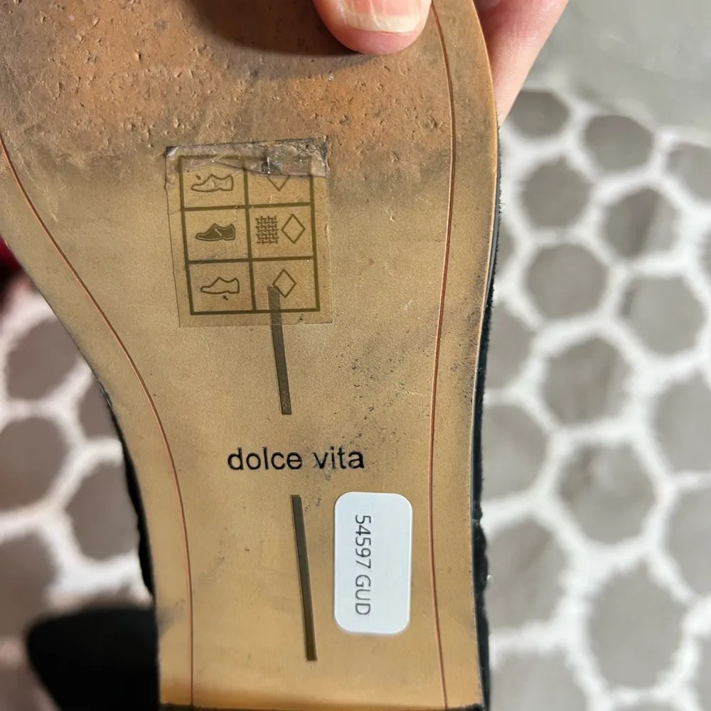 Dolce Vita Black Ankle Boots with Sleek Design Size 6.5 - Image 13