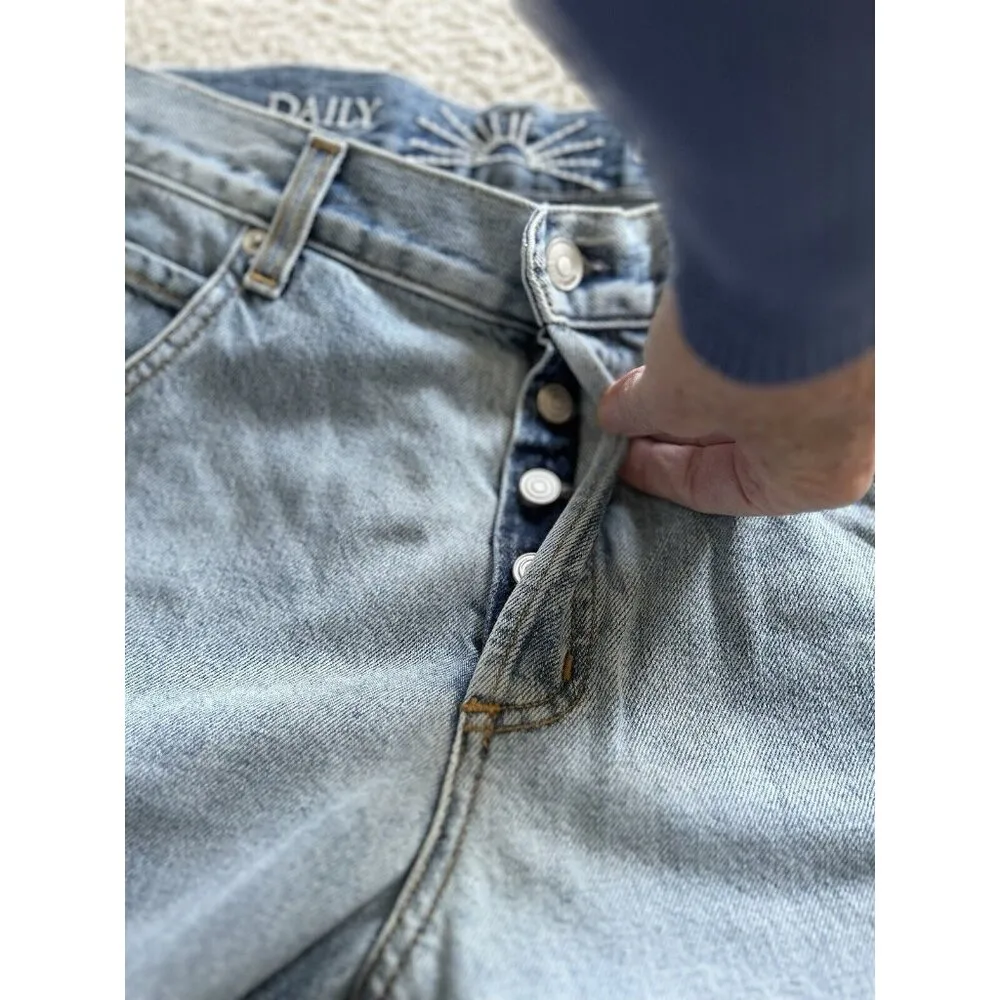 Daily Blue Mantra Jeans Wide Barrel Leg Button Fly High Rise in Lake Blue Sz 31 - Image 11