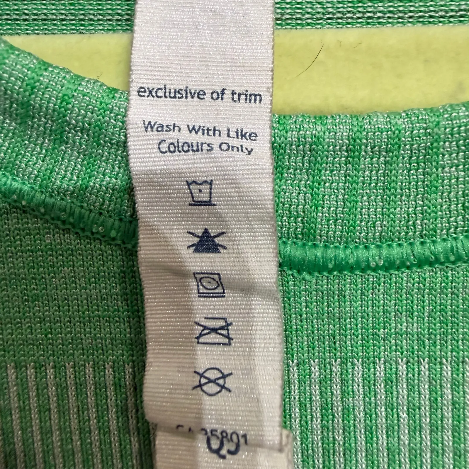 Lululemon Heathered Green Bean Run Swiftly Tech Short Sleeve Top Sz 6 - Image 6