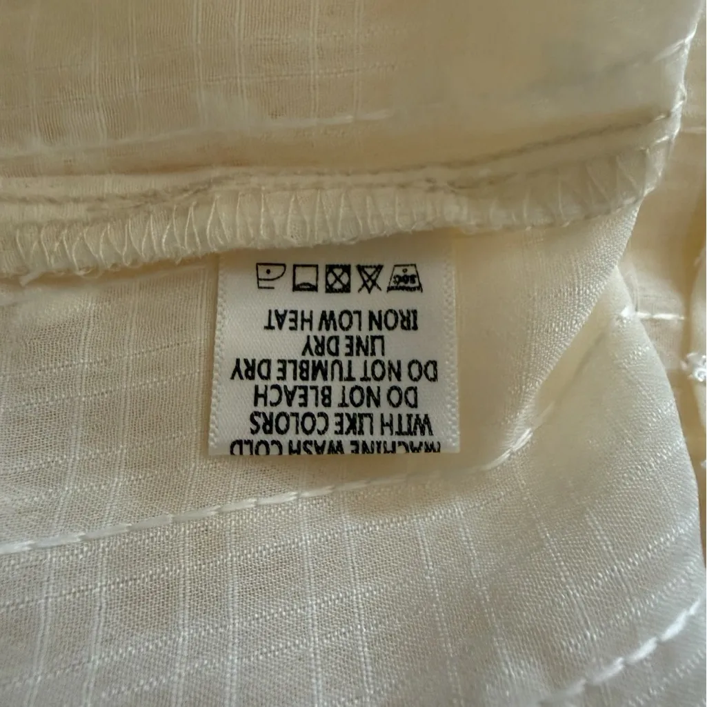 Very J Delicate Crochet Detail V-Neck Feminine Boho Blouse Champagne Small NWT - Image 10