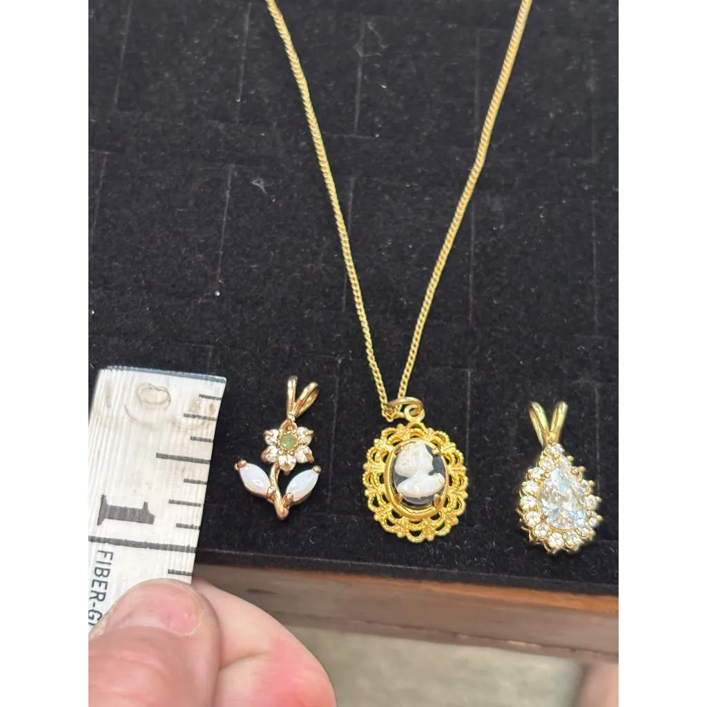 Vintage Gold - Image 2