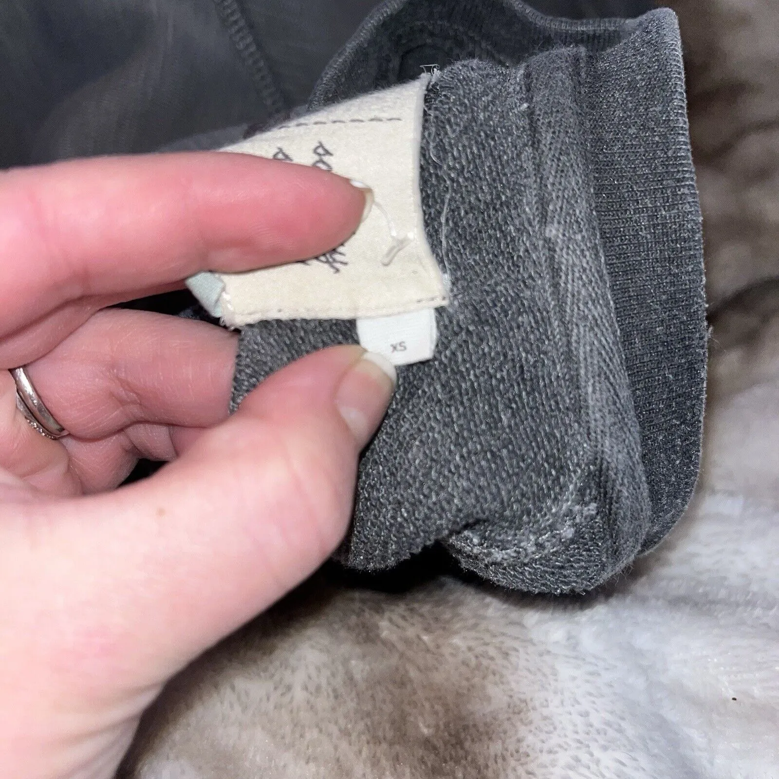 Saturday Sunday Anthropologie Women's XSmall Sweatshirt Go Bananas Boxy Crop EUC - Image 6