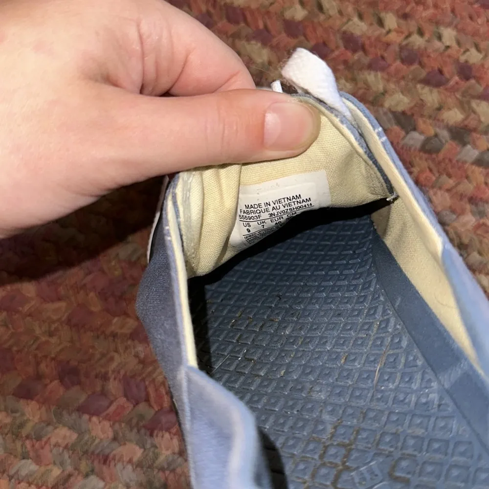 BLUE CONVERSE CLASSIC LACE UP LOW SNEAKERS - Image 5