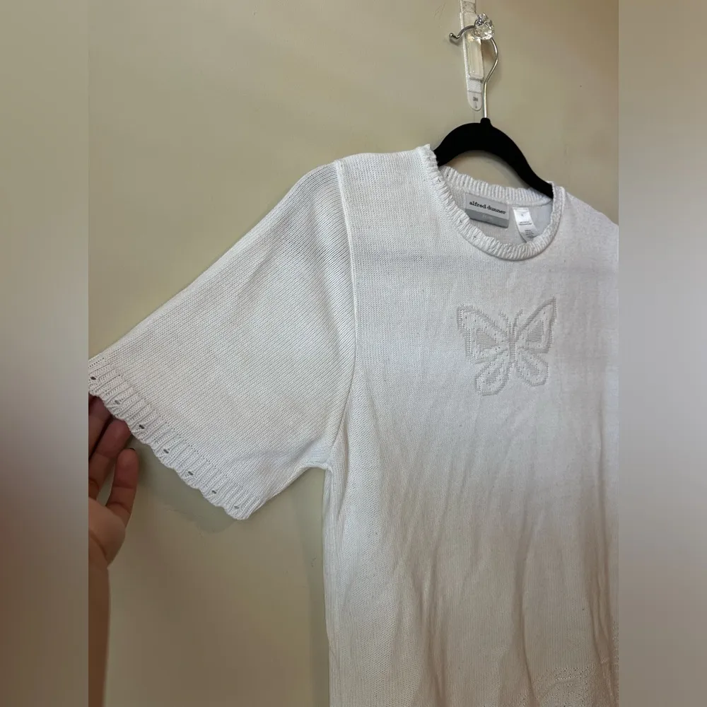 Alfred Dunner Vintage 90s white Butterfly Jacquard knit short sleeve blouse - Image 2