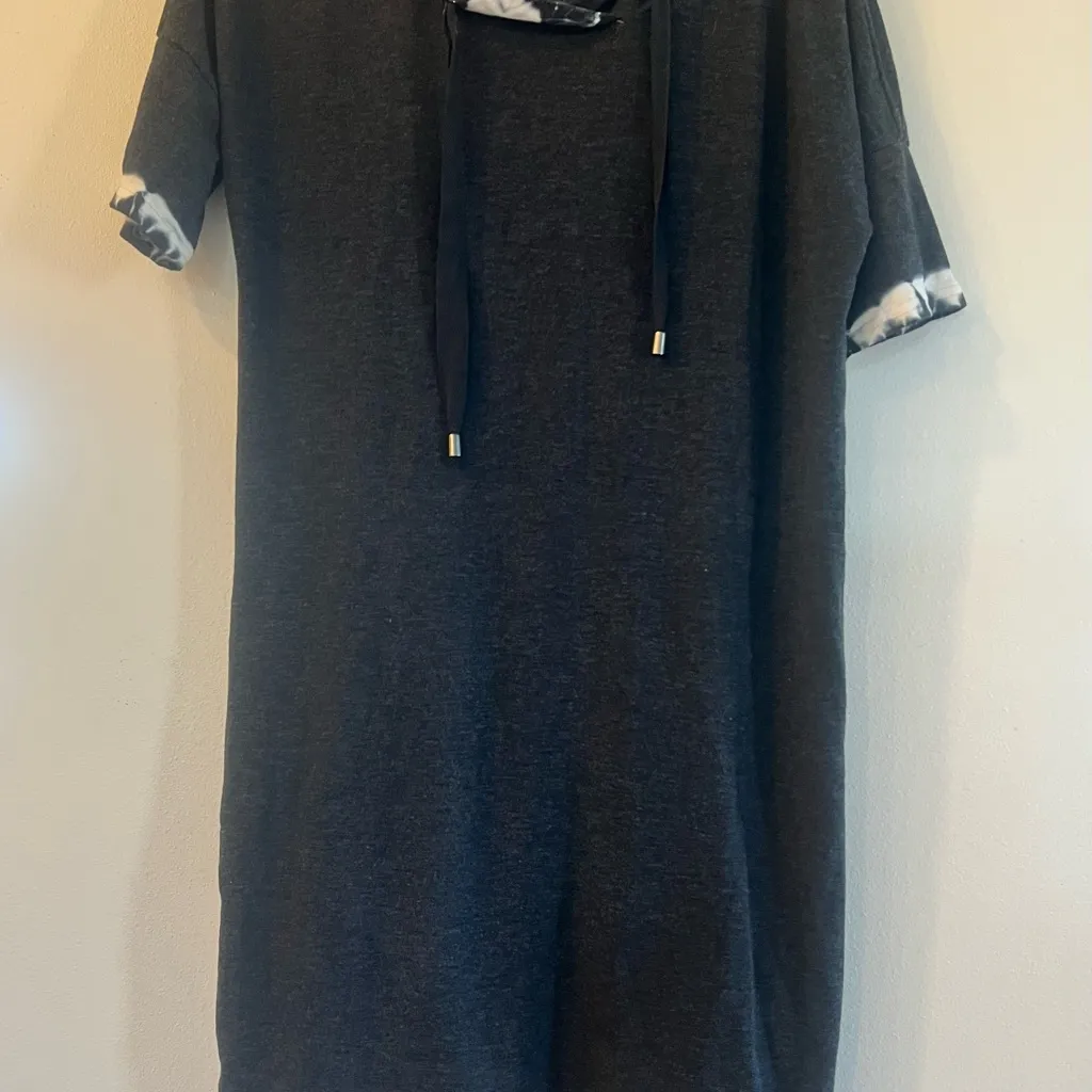T shirt‎ dress with Hood Gray Size M - Image 2