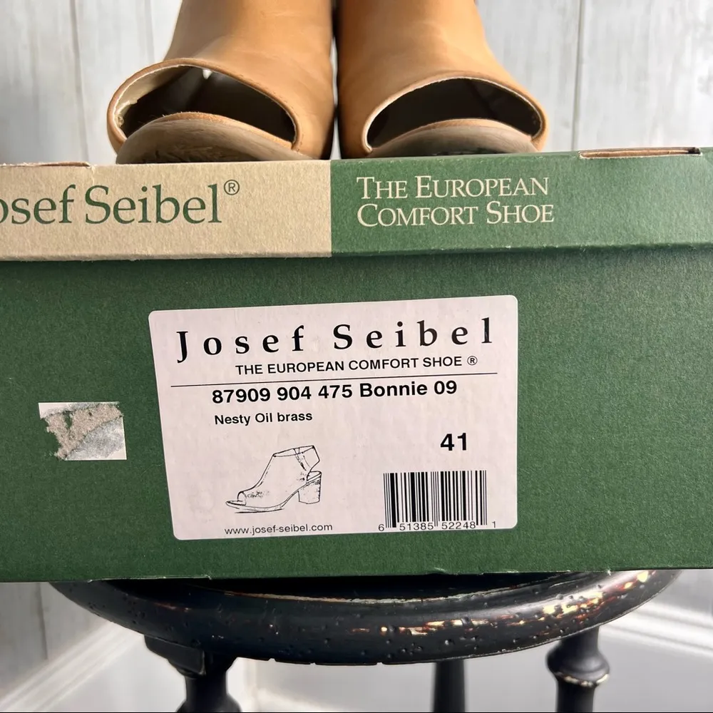 Josef Seibel Bonnie Booties Size 10 - Image 6