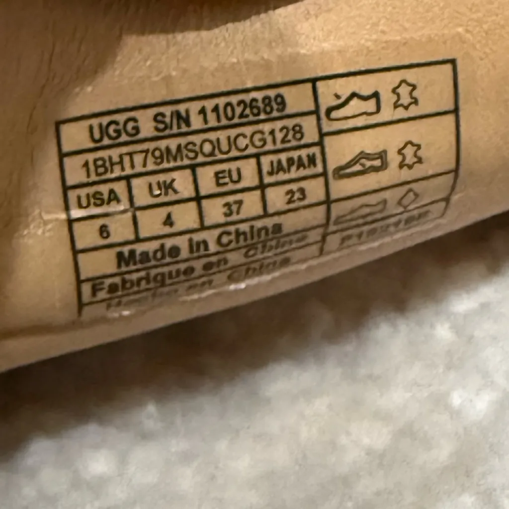 UGG  Kaley Wisp Suede Sheepskin Loafer Size 6 - Image 12